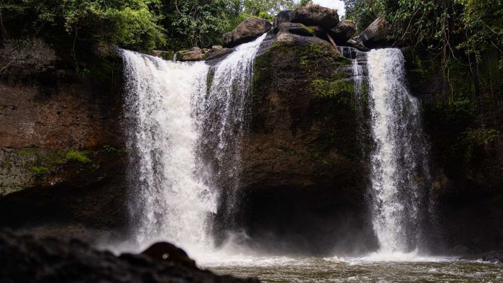 водопад Haew Suwat